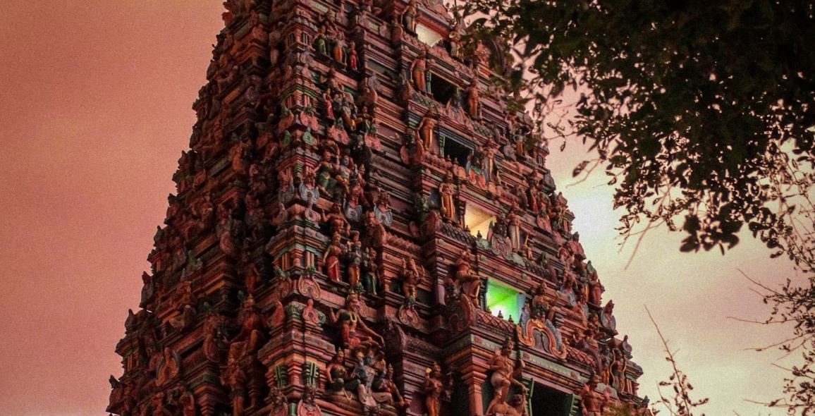 Top 10 Travel Destinations in West India for 2025